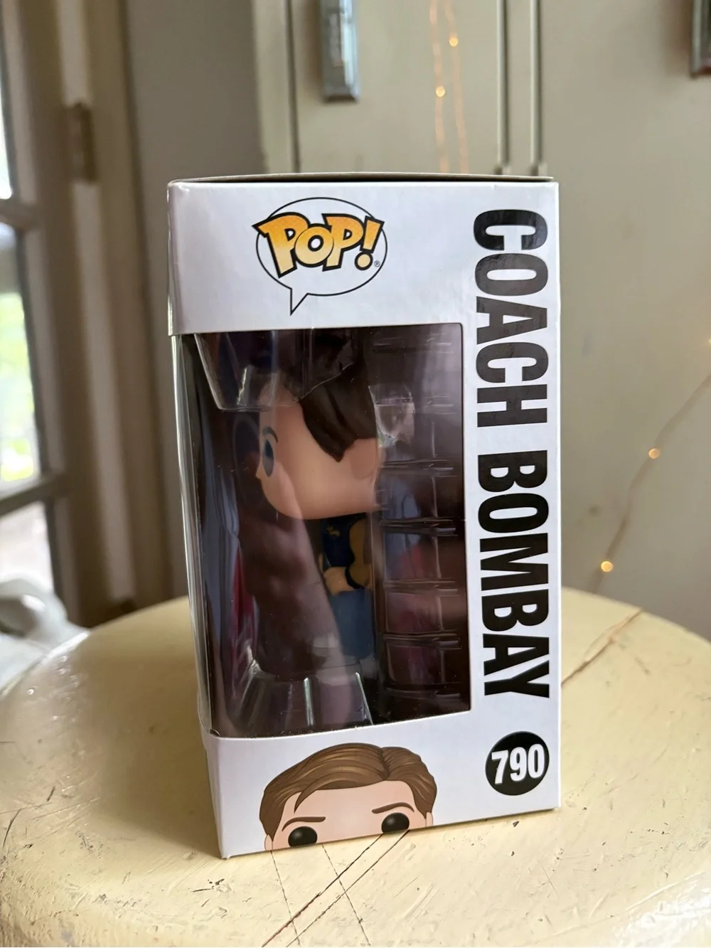 Funko Pop! Disney: Mighty Ducks - Coach Bombay - Picture 3 of 16
